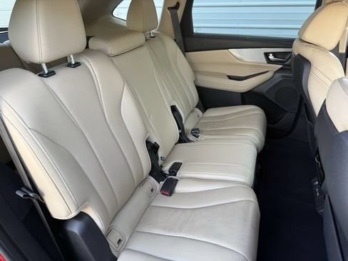 Certified 2024 Acura MDX w/ Technology Package FWD image 29