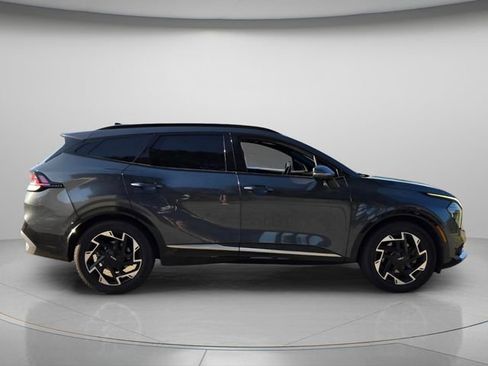 Used 2025 Kia Sportage SX FWD image 8