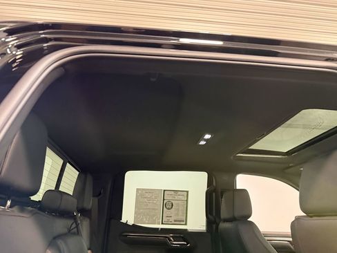 Used 2024 GMC Sierra 1500 AT4 w/ Technology Package AWD/4WD image 69