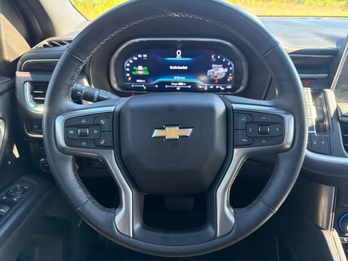 Used 2023 Chevrolet Suburban LT w/ LT Signature Package AWD/4WD image 14