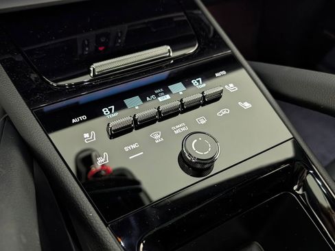 New 2026 Porsche Cayenne image 34