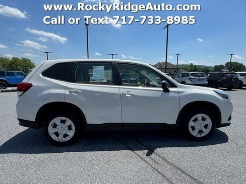 Used 2023 Subaru Forester AWD/4WD image 8