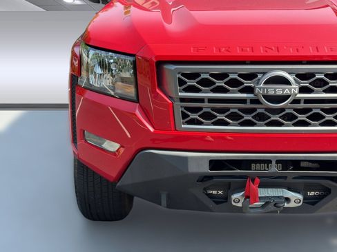 Used 2023 Nissan Frontier SV w/ Technology Package RWD image 11