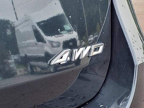 Used 2023 Ford Explorer ST-Line AWD/4WD image 9
