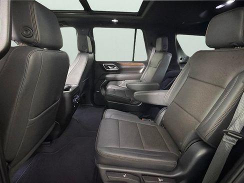 Used 2023 Chevrolet Tahoe High Country AWD/4WD image 26