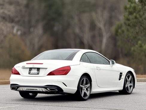 Used 2017 Mercedes-Benz SL 550 image 10