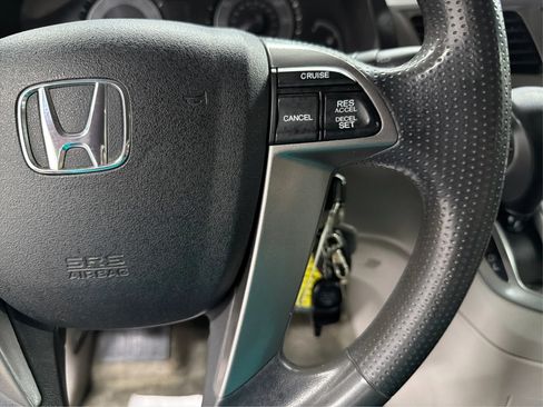 Used 2015 Honda Odyssey LX image 22