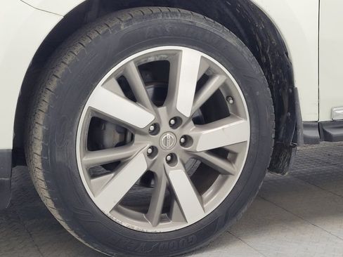 Used 2015 Nissan Pathfinder Platinum w/ Cargo Package image 31