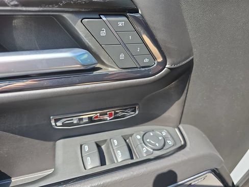 Used 2024 GMC Sierra 1500 AT4X AWD/4WD image 31