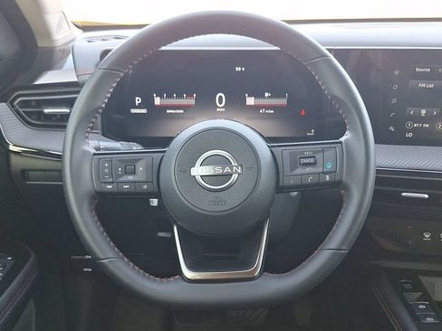 Certified 2025 Nissan Kicks SR AWD/4WD image 15