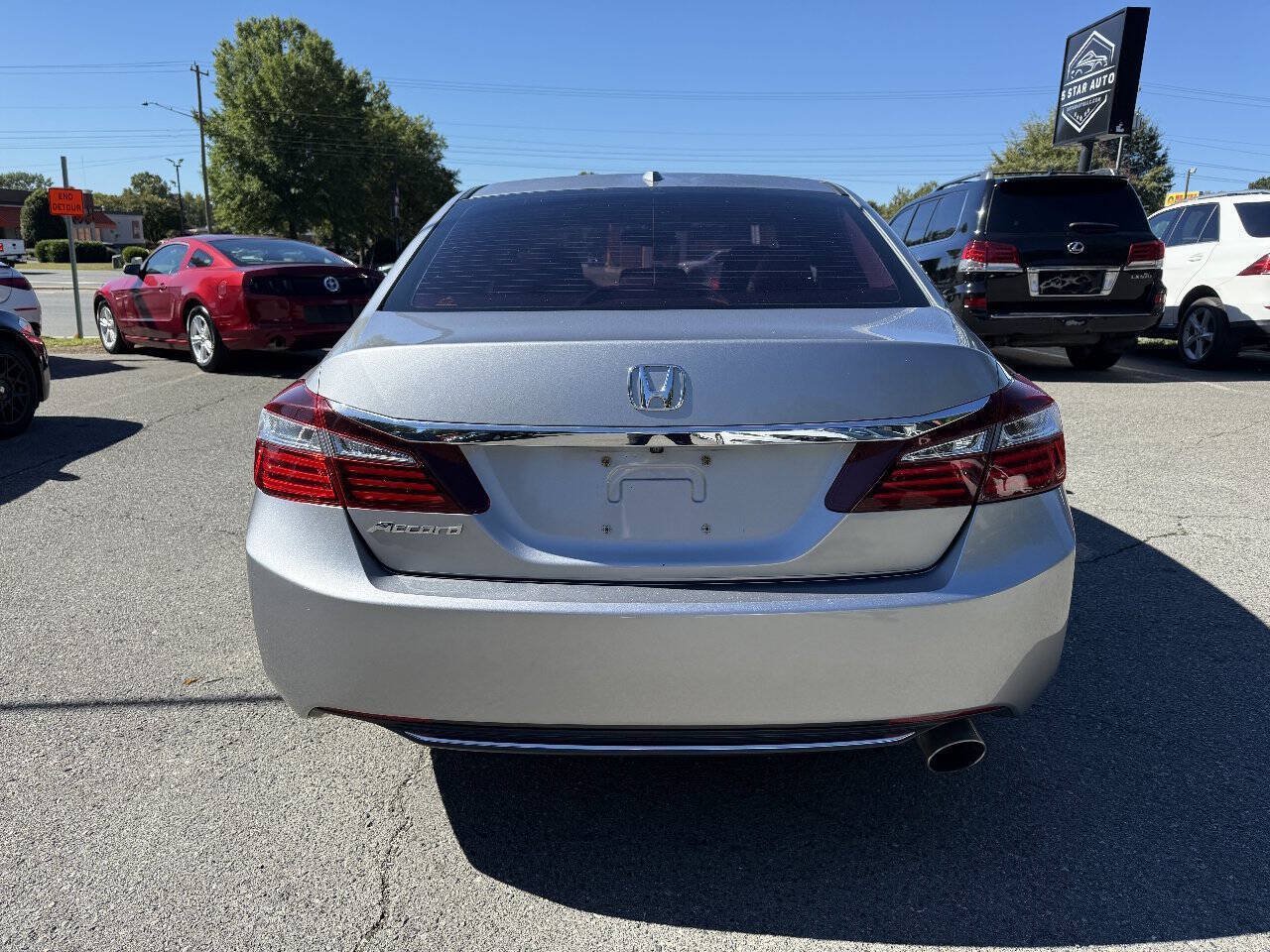 Used 2016 Honda Accord EX-L image 6