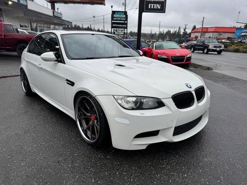 Used 2011 BMW M3 Sedan image 11