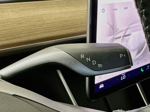 Used 2019 Tesla Model 3 Standard Range Plus RWD image 23