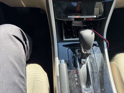 Used 2017 Honda Accord LX image 22