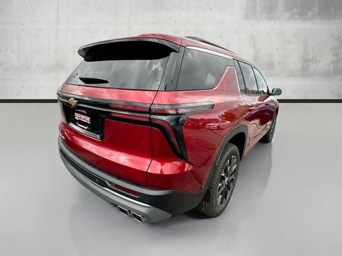 New 2025 Chevrolet Traverse LT w/ Enhanced Driving Package image 5
