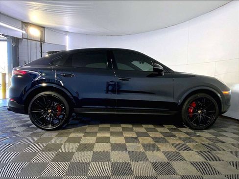 Used 2023 Porsche Cayenne Platinum Edition AWD/4WD image 8