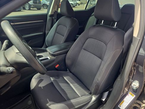 Used 2022 Nissan Altima 2.5 SV image 17