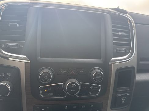 Used 2013 RAM 3500 Laramie image 24