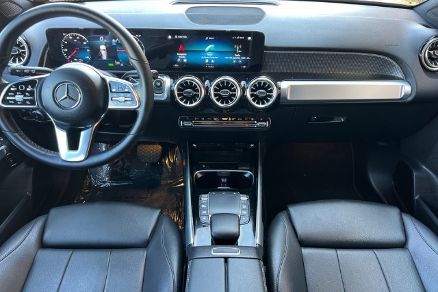 Used 2023 Mercedes-Benz EQB 300 4MATIC image 15