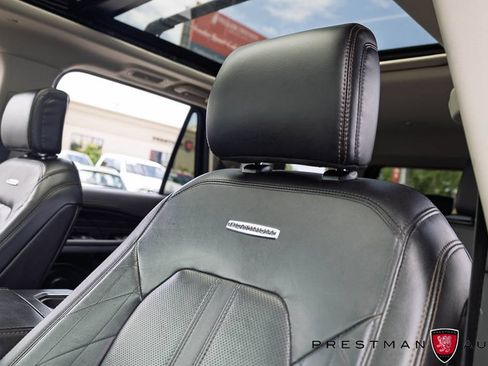 Used 2021 Ford Expedition Platinum AWD/4WD image 29