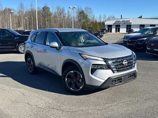 Used 2025 Nissan Rogue SV video 2
