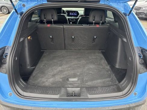 Used 2024 Chevrolet Trax RS w/ Sunroof Package image 13