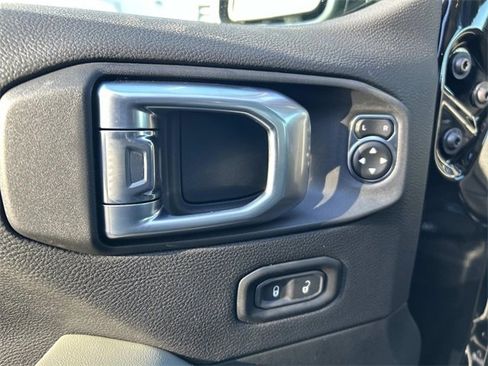 New 2026 Jeep Gladiator Mojave image 12