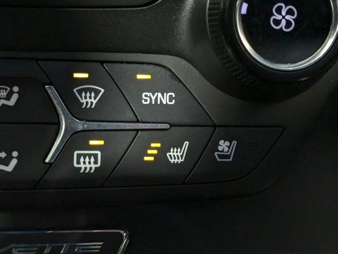 Used 2015 Chevrolet Corvette Stingray Coupe w/ 2LT Preferred Equipment Group image 22