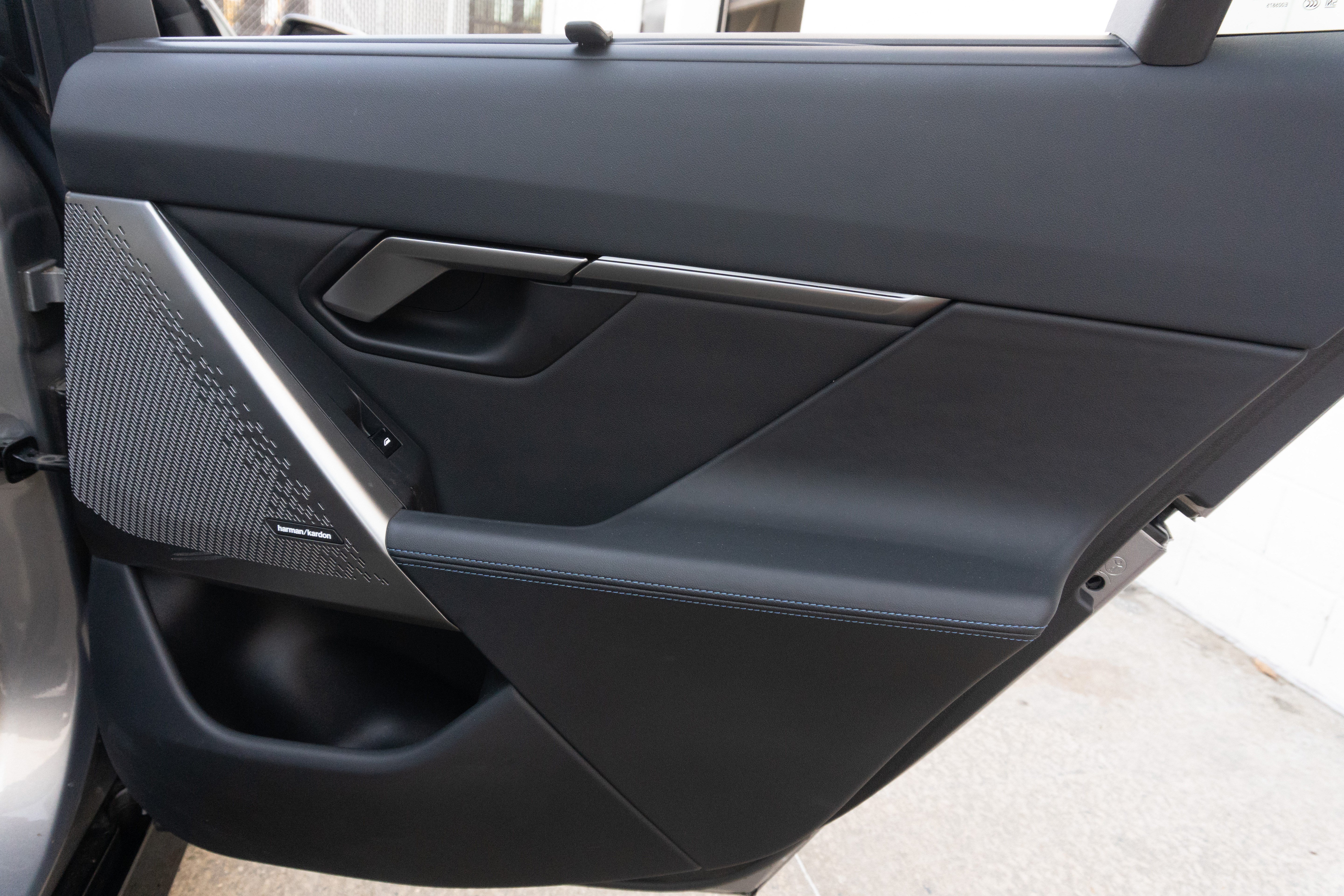 Certified 2024 BMW i5 eDrive40i w/ Executive Package RWD image 32