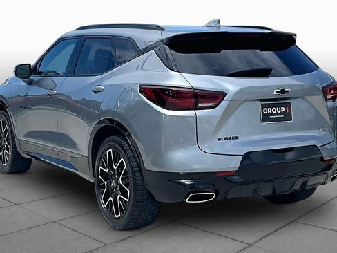 Used 2023 Chevrolet Blazer RS w/ Enhanced Convenience Package FWD image 12