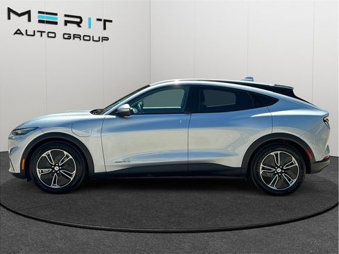 Used 2022 Ford Mustang Mach-E Select AWD/4WD image 5