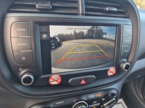 Used 2024 Kia Soul LX w/ Option Group 015 image 15