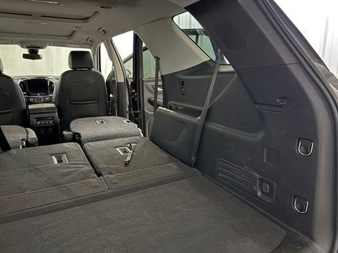 Used 2020 Chevrolet Traverse Premier w/ LPO, Floor Liner Package FWD image 15