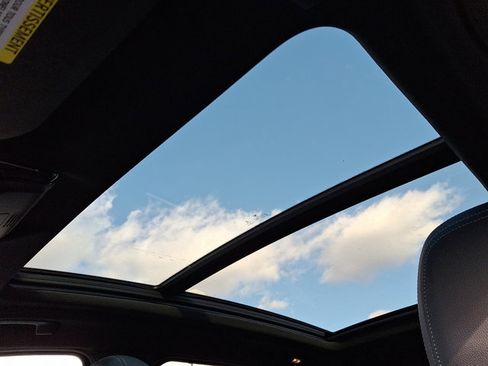 Certified 2023 BMW X3 xDrive30i w/ Premium Package image 10