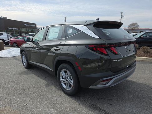 New 2026 Hyundai Tucson SE image 8