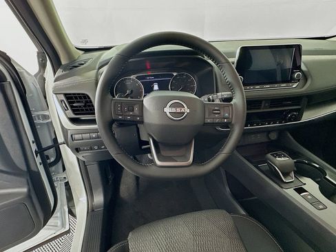 New 2026 Nissan Rogue SV w/ Cold Weather Package AWD/4WD image 16