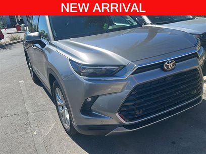 Used 2025 Toyota Grand Highlander FWD