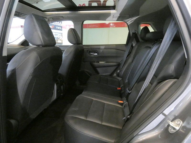 Used 2023 Nissan Rogue SL FWD image 34