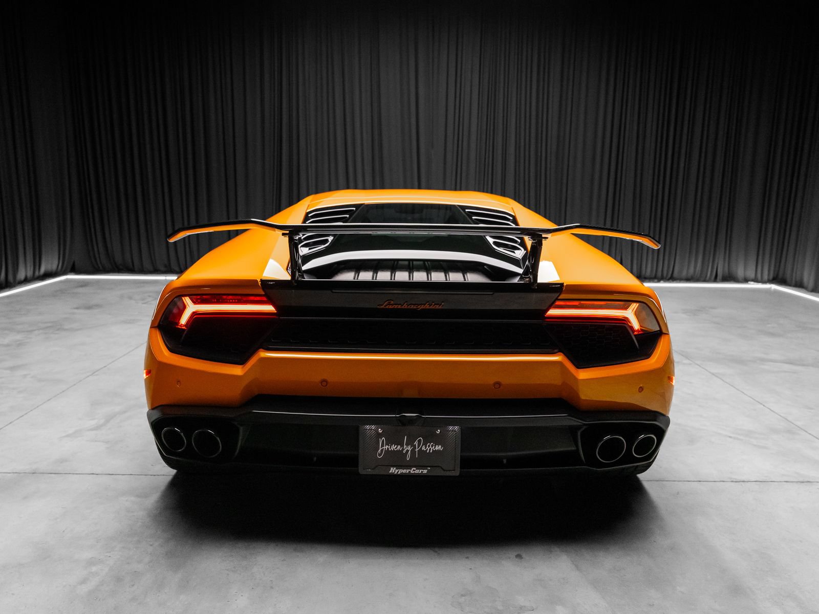 Used 2018 Lamborghini Huracan LP 580-2 RWD image 16