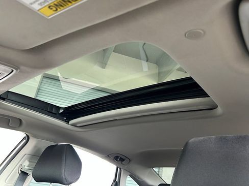 Used 2025 Honda Accord SE image 15