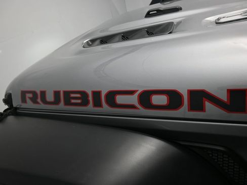 Used 2020 Jeep Gladiator Rubicon AWD/4WD image 53