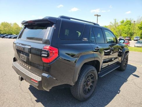 Used 2025 Toyota 4Runner TRD Off-Road Premium AWD/4WD image 7