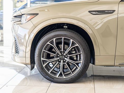 Used 2025 MAZDA CX-70 3.3 Turbo S w/ Premium Plus image 8