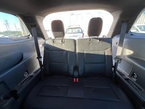 Used 2023 Ford Explorer ST-Line w/ Class IV Trailer Tow Package image 14