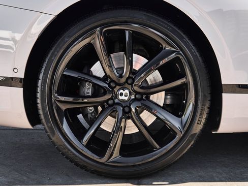 Used 2021 Bentley Continental GT Mulliner AWD/4WD image 20