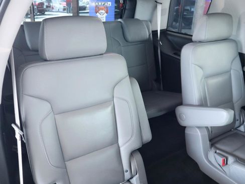 Used 2016 Chevrolet Tahoe LT w/ Luxury Package RWD image 38