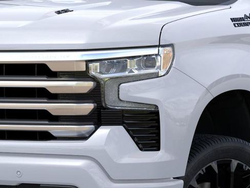 New 2026 Chevrolet Silverado 1500 High Country w/ Technology Package AWD/4WD image 34