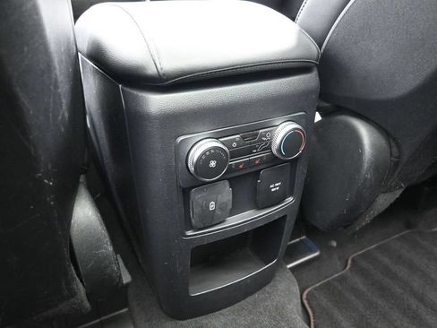 Used 2020 Ford Explorer Platinum AWD/4WD image 23