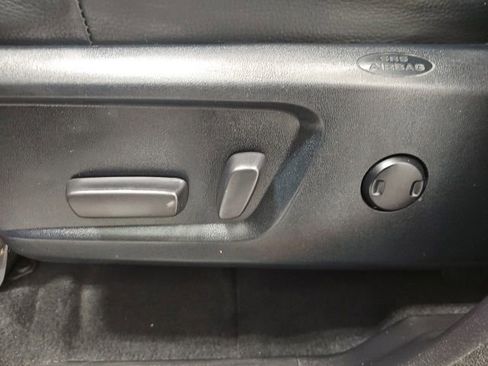 Used 2018 Toyota Tundra Limited w/ Limited Premium Package AWD/4WD image 16