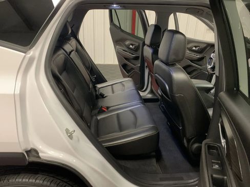 Used 2021 GMC Terrain SLT image 43